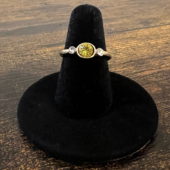 Elegant Gold Gemstone and Rhinestones Ring - Picture 5 of 8